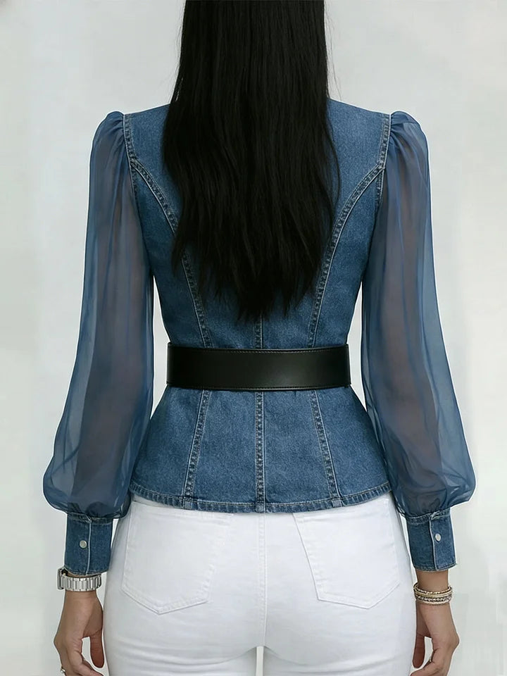 Blusa elegante entallada con un cinturón refinado