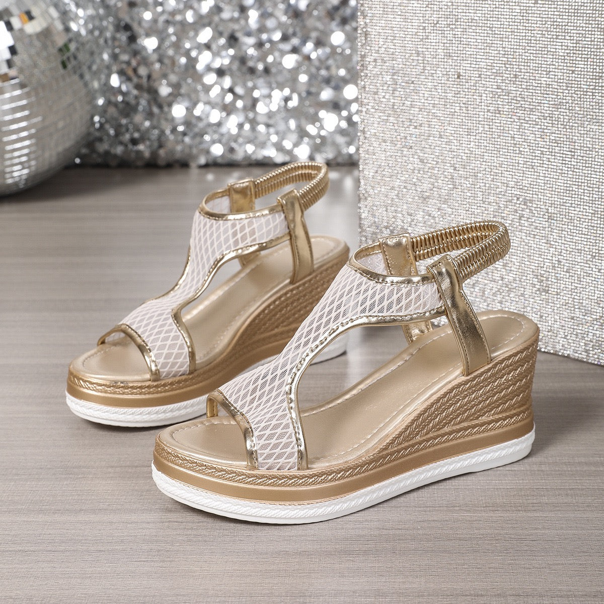 Sandalias con plataforma ergonómicas y elegantes