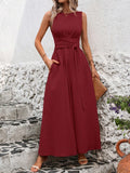 Elegante vestido midi con cintura estructurada