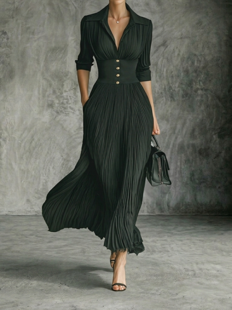 Elegante vestido plisado con cintura estructurada