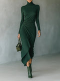 | Vestido midi envolvente asimétrico con pliegues y cuello alto en verde oscuro