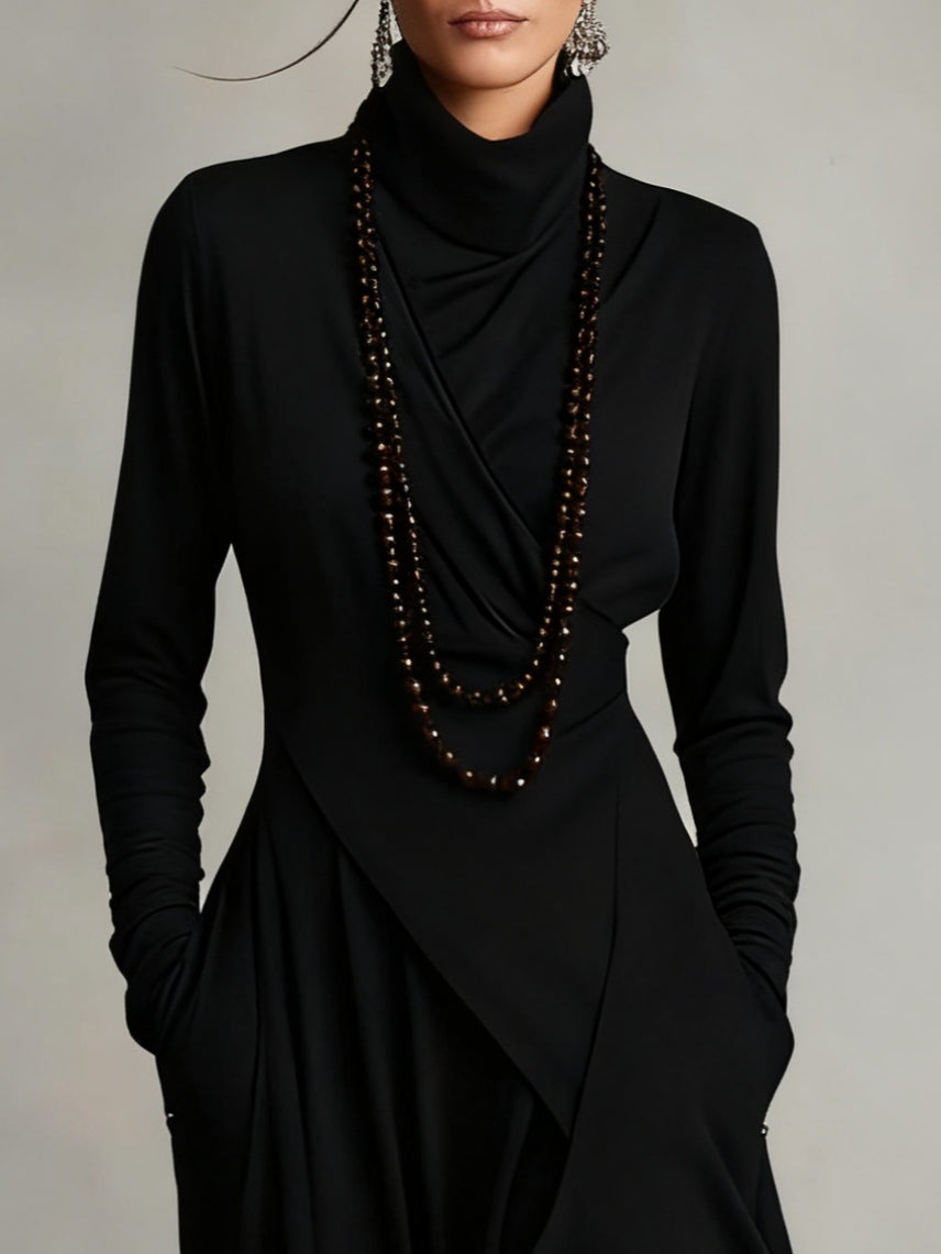 | Vestido largo plisado asimétrico con cuello alto