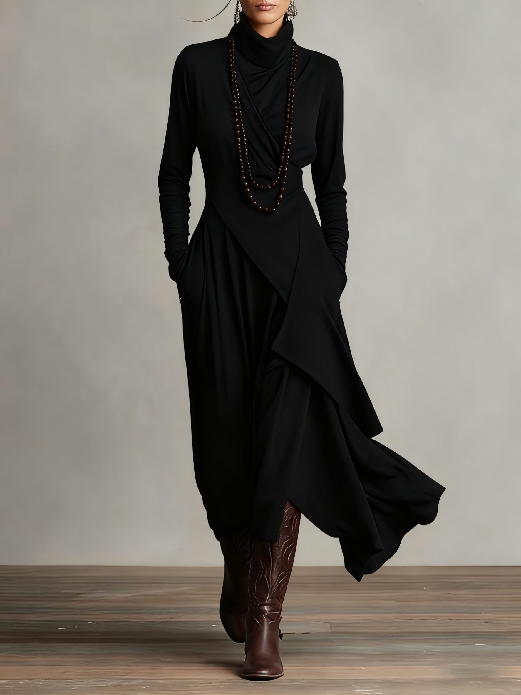 | Vestido largo plisado asimétrico con cuello alto
