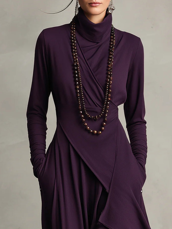 | Vestido largo plisado asimétrico con cuello alto