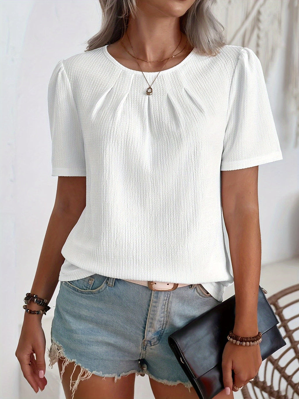 Camiseta elegante con un sutil relieve