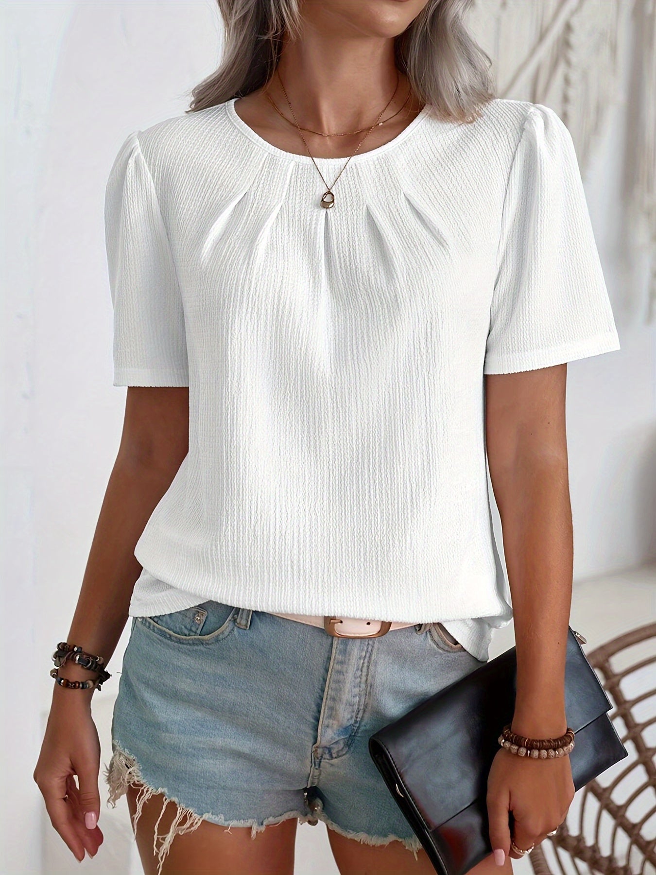 Camiseta elegante con un sutil relieve