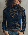 Adriana · Jersey de cuello alto con estampado elegante