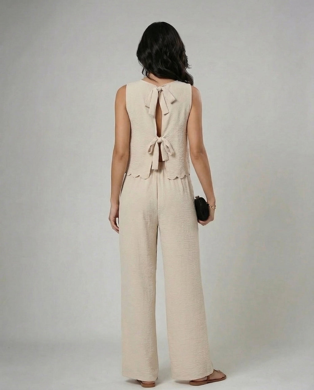 Valentina · Conjunto de dos piezas con top de encaje y pantalón ancho