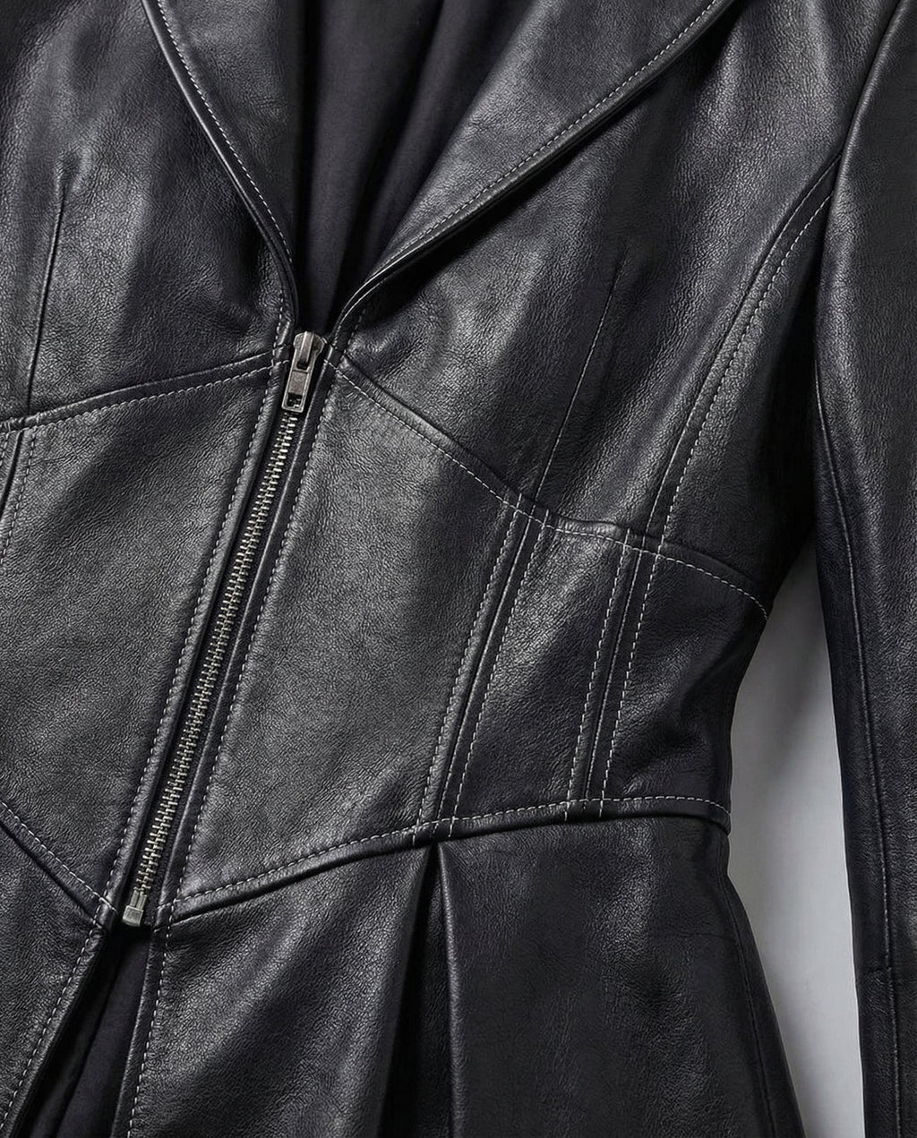 Adriana · Chaqueta biker con cuello solapa