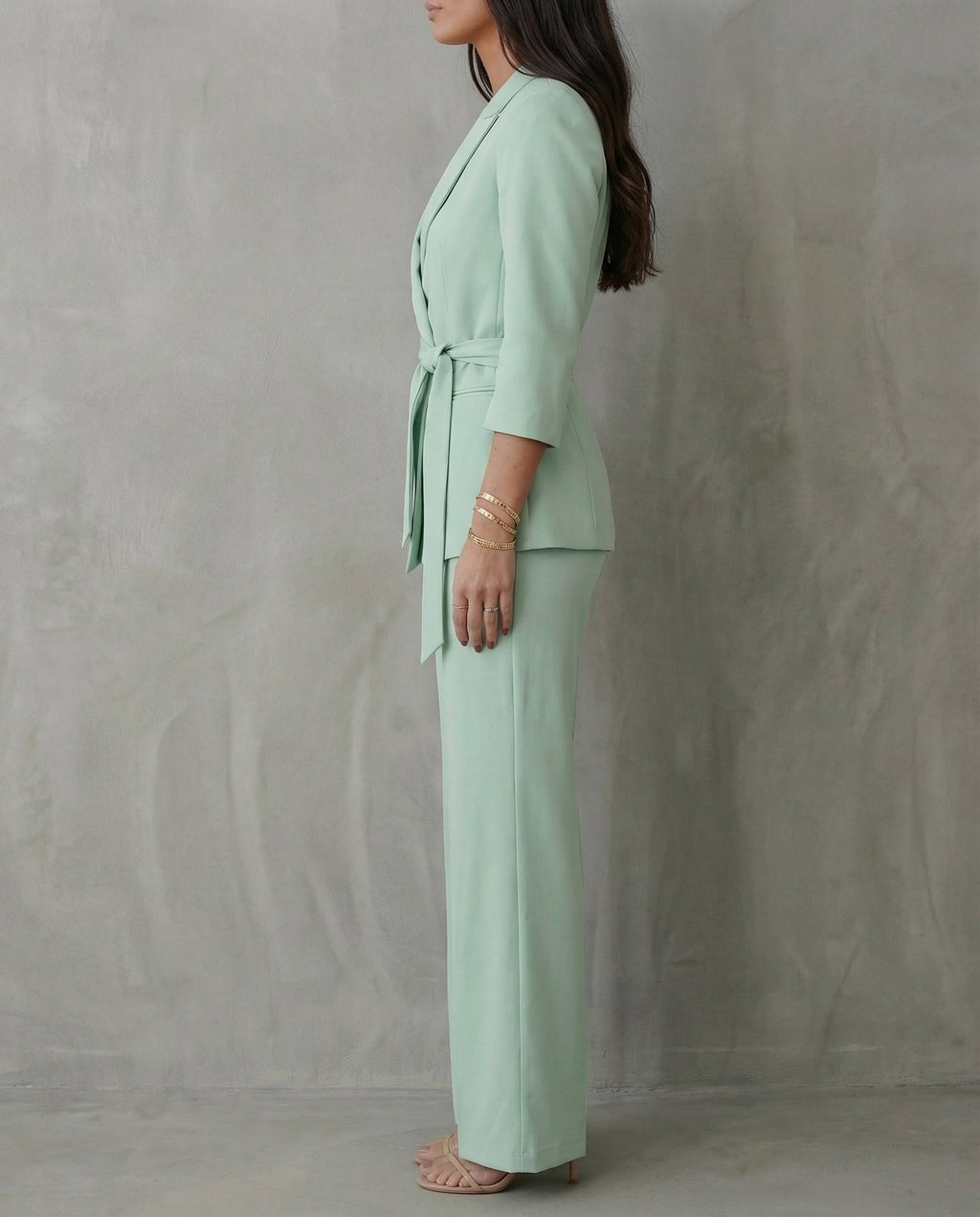 Elena · Conjunto ejecutivo con blazer y pantalón