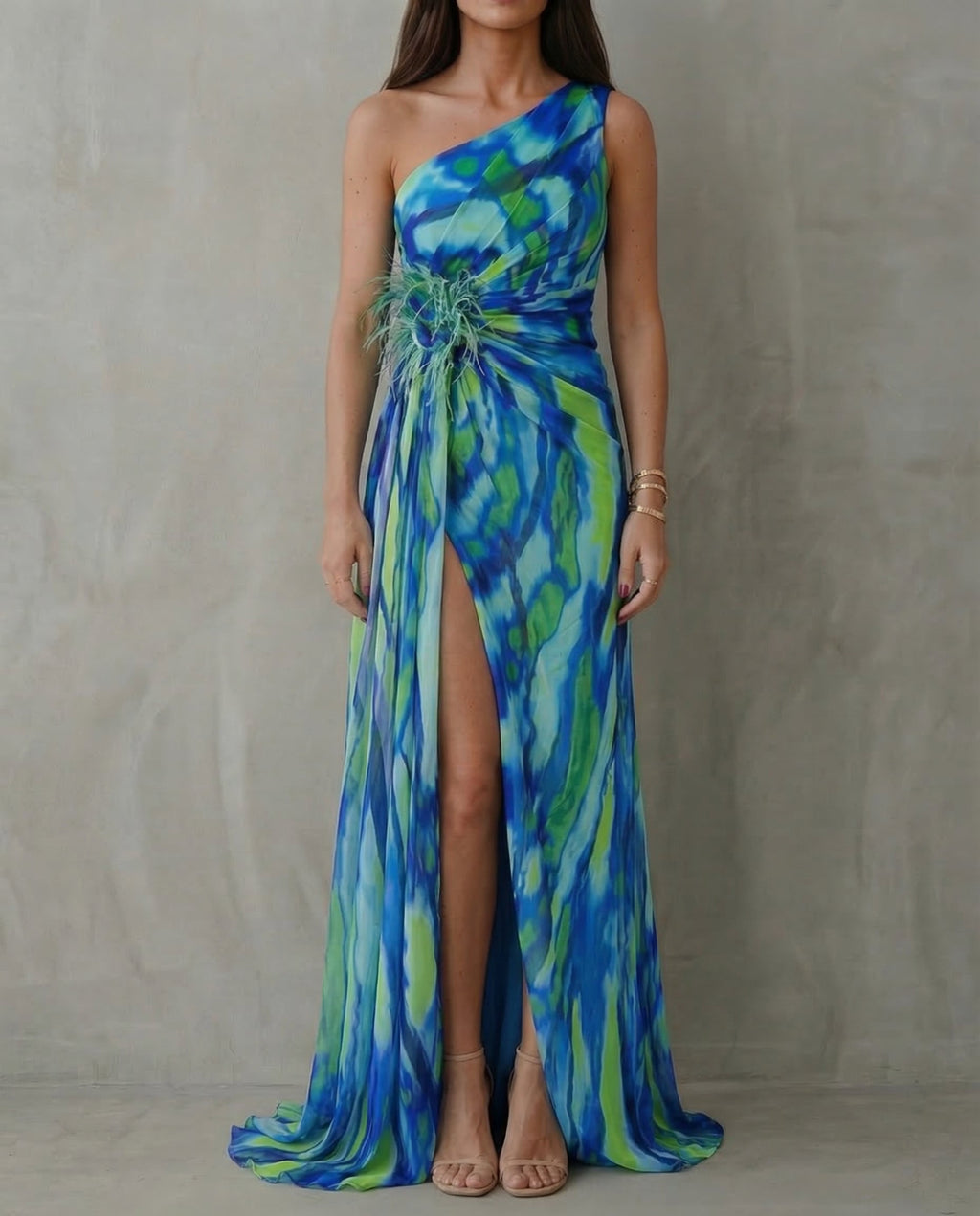 Lucía · Vestido maxi fluido con espalda descubierta